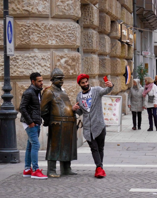 Arabic selfie with cop
