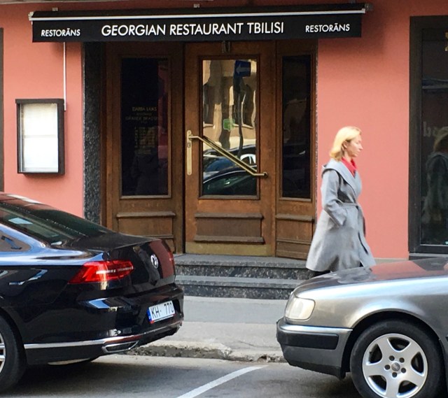 Khjapuri chases me around the globe